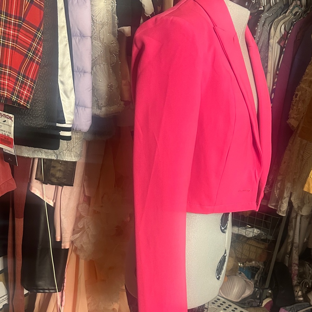 Forever 21 Vibrant Pink Blazer - Picture 4 of 8